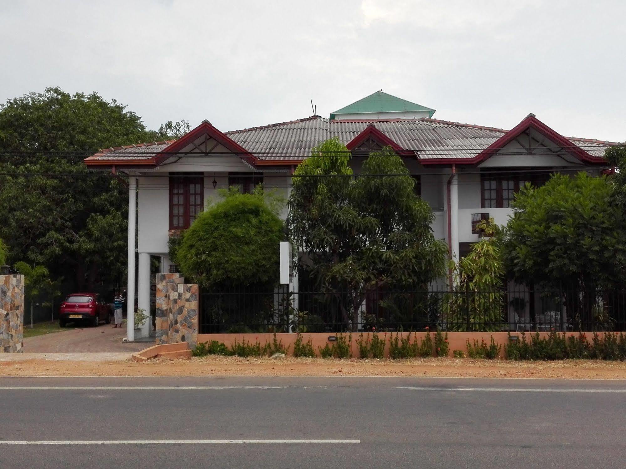 Salubrious Resort Anuradhapura Dış mekan fotoğraf